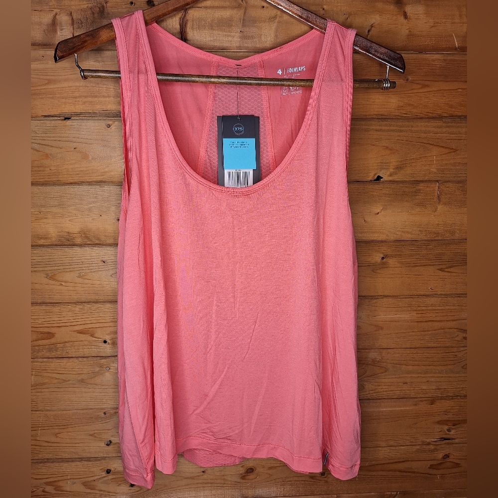 ❤️ NWT Fourlaps Surge Tank Coral Workout Size L